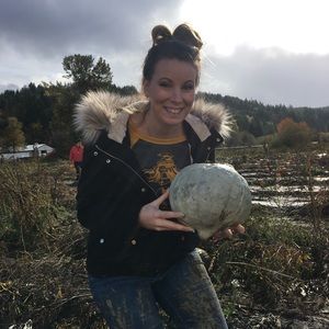 Meet your Posher, Staci